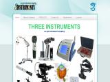 Three Instruments ophthalmic microscope